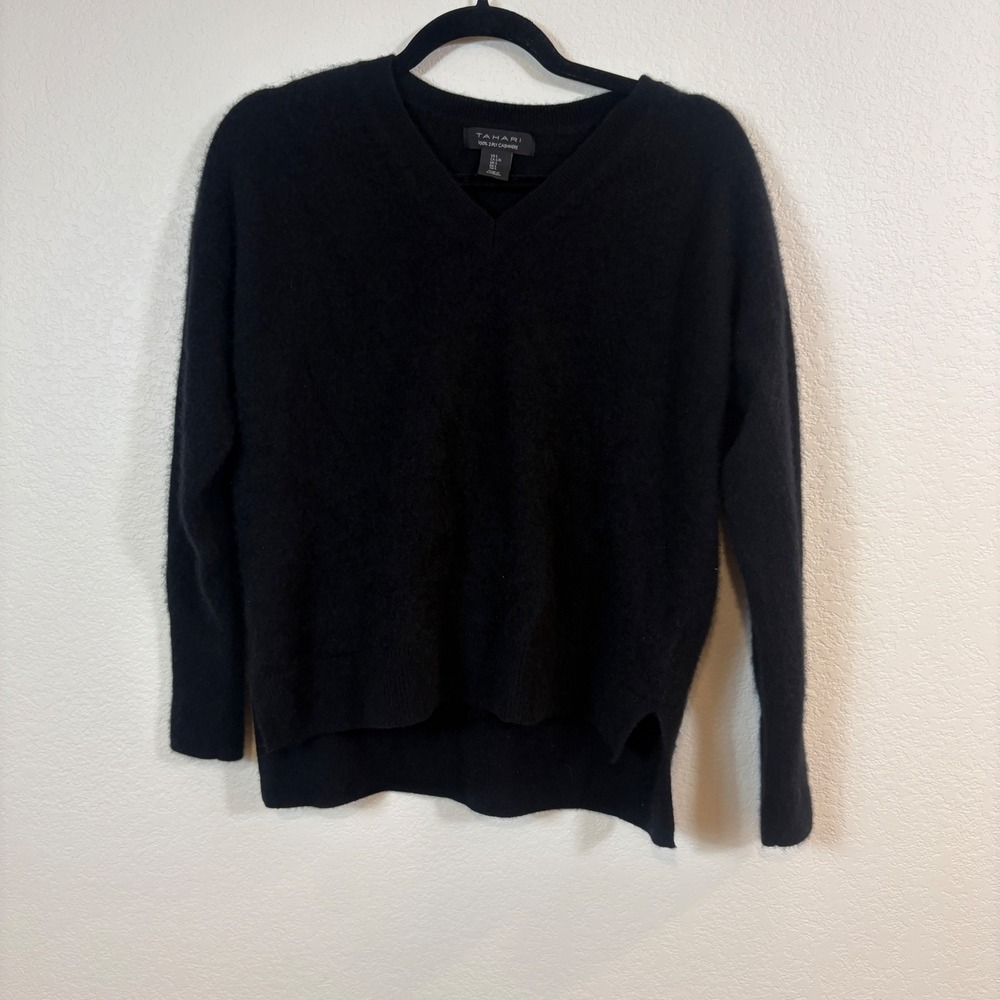 Tahari V-Neck Sweater Women L Black 100% 2-Ply Cashmere High-Low Hem Luxury